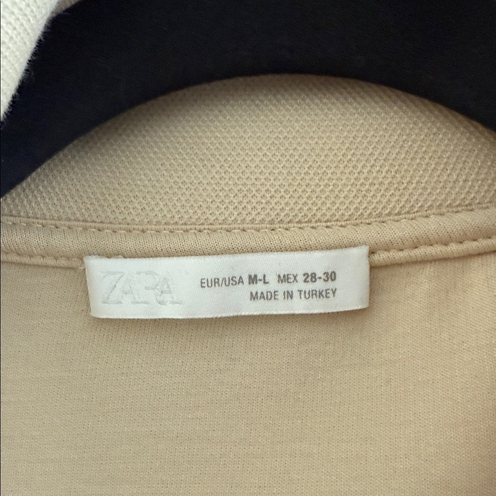 Zara Vest - Picture 2 of 2